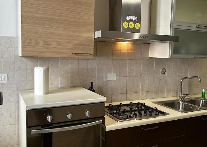 Luminoso In Zona Malatesta, Apartment Rom